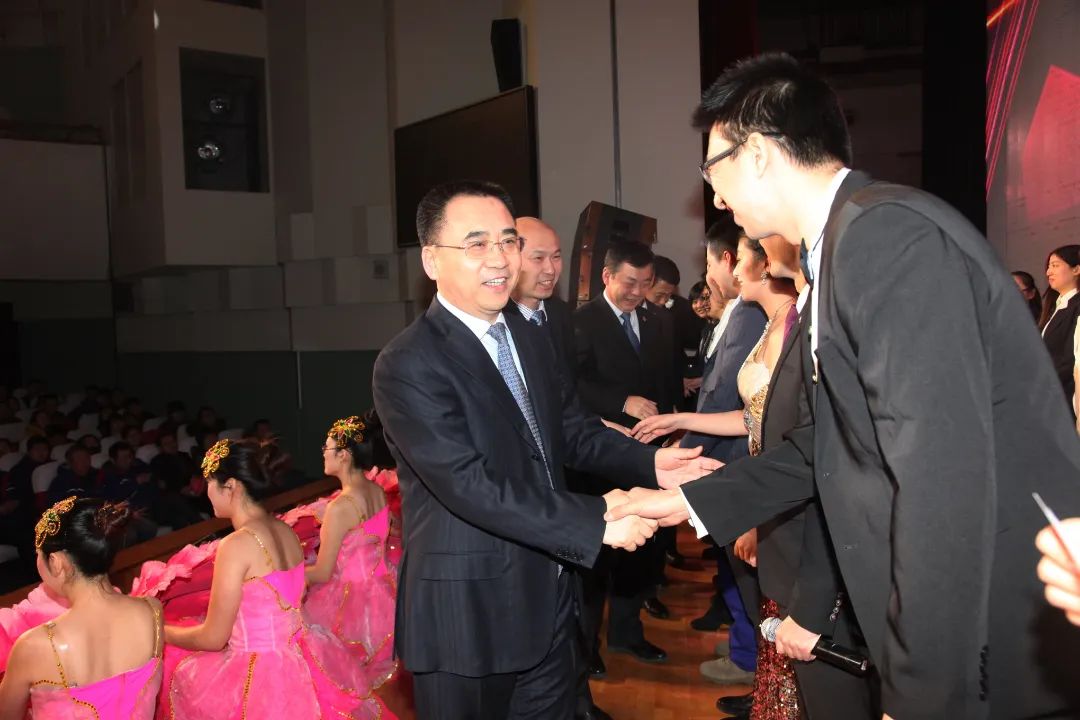 ·Ç·²¹ú¼Ê(ÖйúÇø)-¹Ù·½ÍøÕ¾